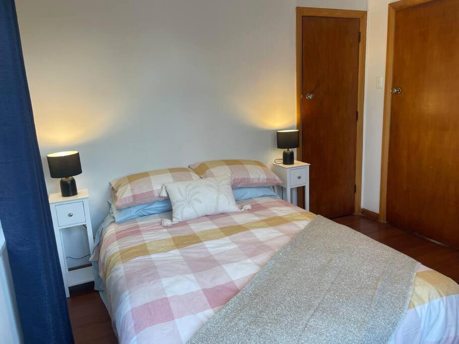 Watts, A Cosy Escape Villa Хамилтън Екстериор снимка
